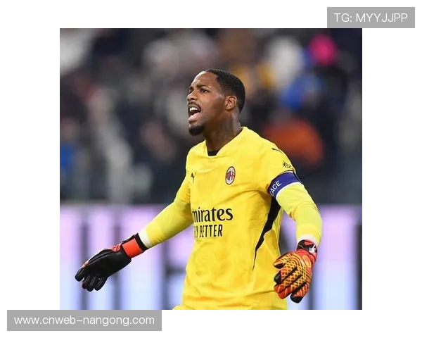 诺伊尔神扑救主，拜仁门神欧冠零封场次刷新历史榜单